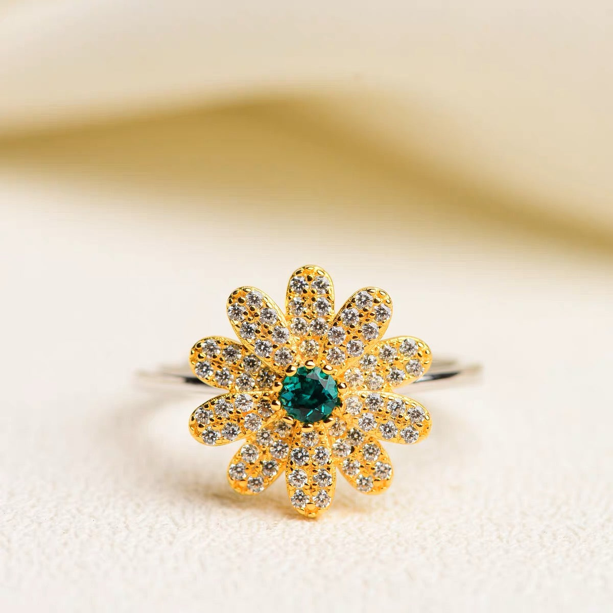 Lab Grown Emerald Sunflower Ring Adjustable(0.25ct)