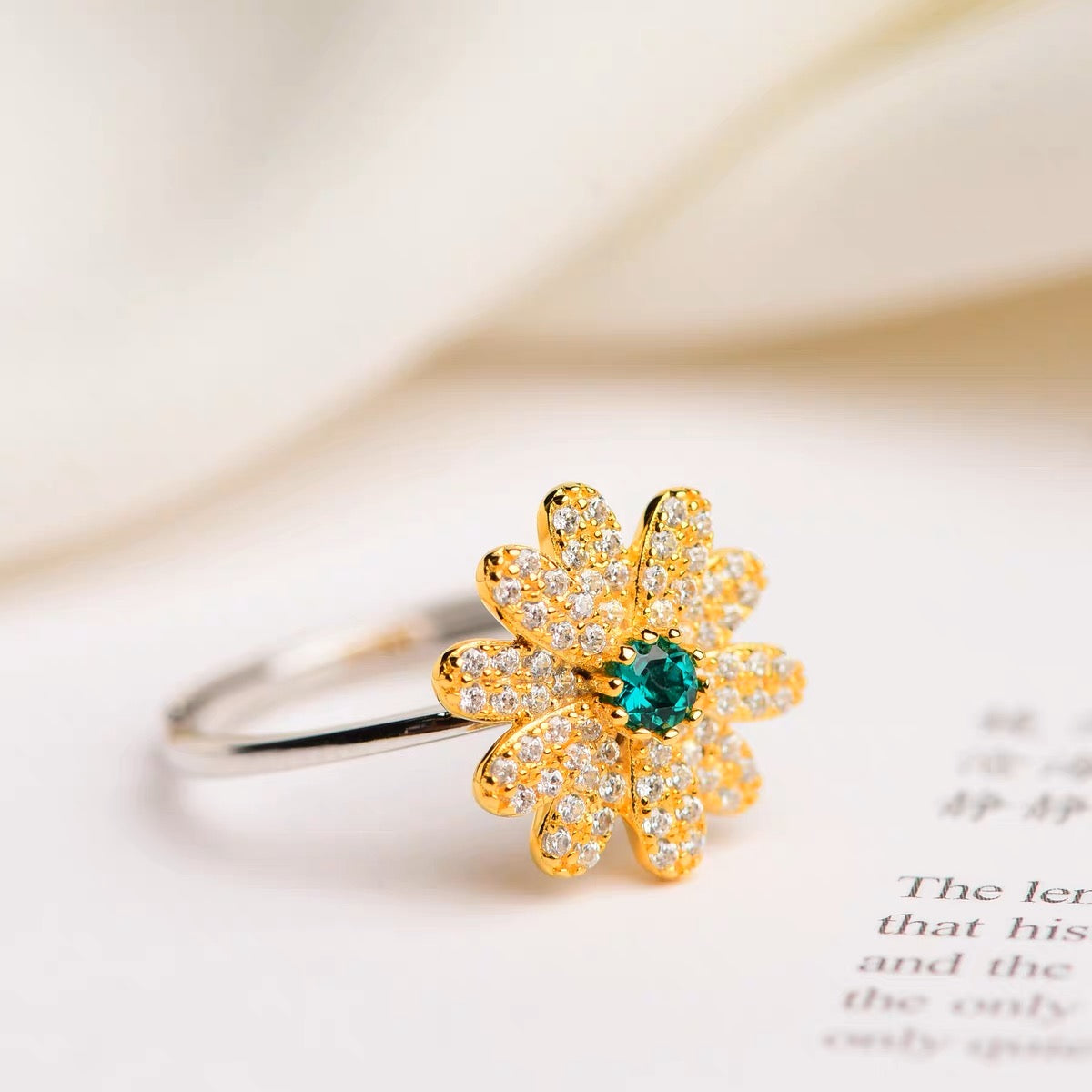Lab Grown Emerald Sunflower Ring Adjustable(0.25ct)