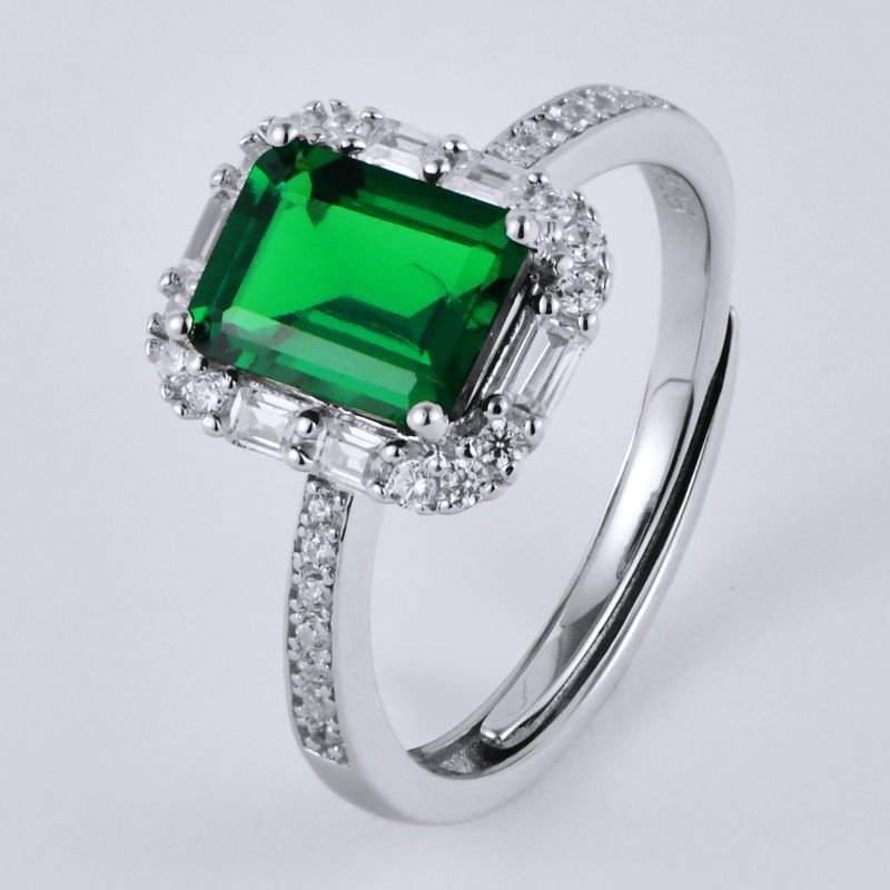 Lab Grown Emerald Rectangular emerald cut simple ring(1.23ct)