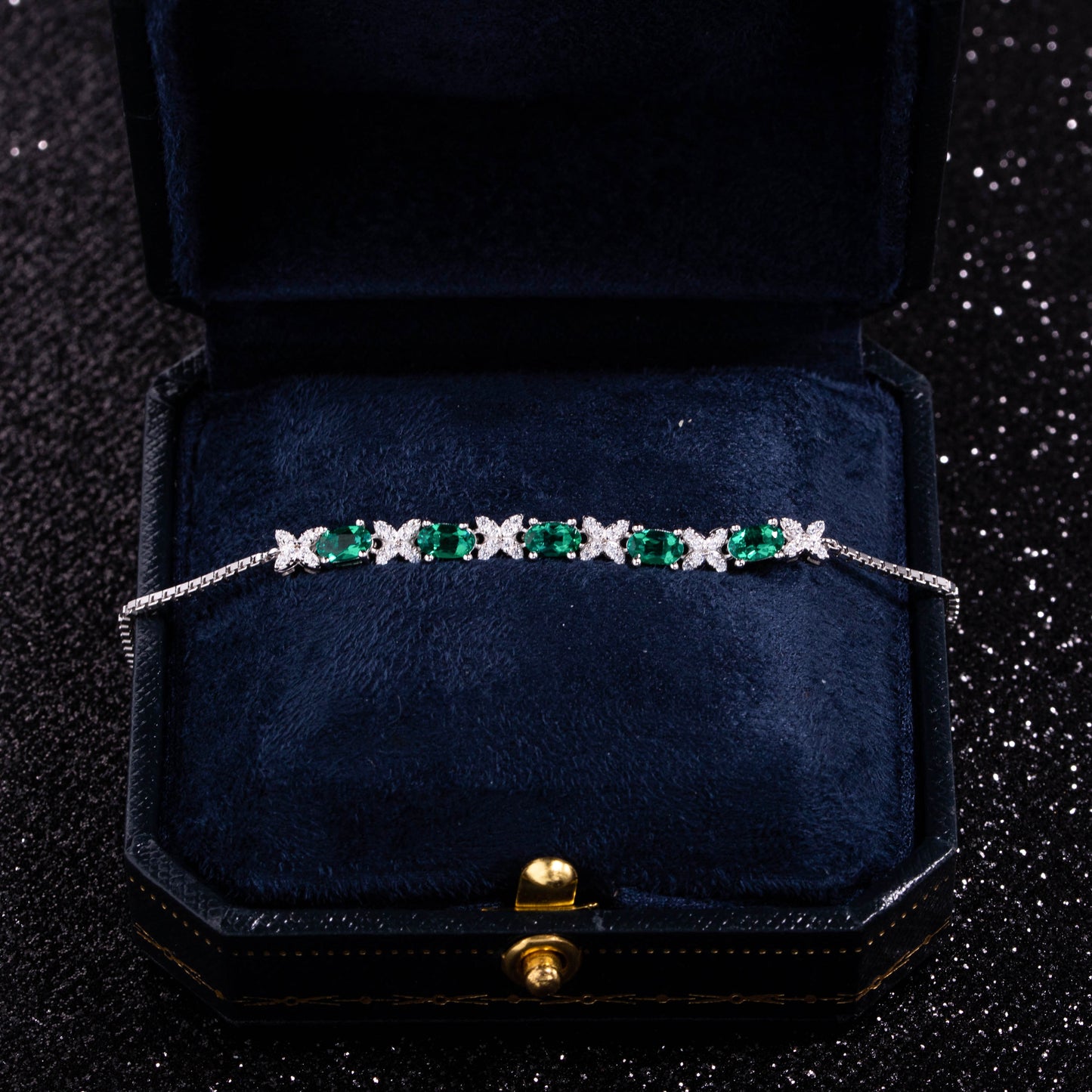 Lab Grown Emerald: 0.9 Carat Emerald Bracelet | S925 Plated White Gold