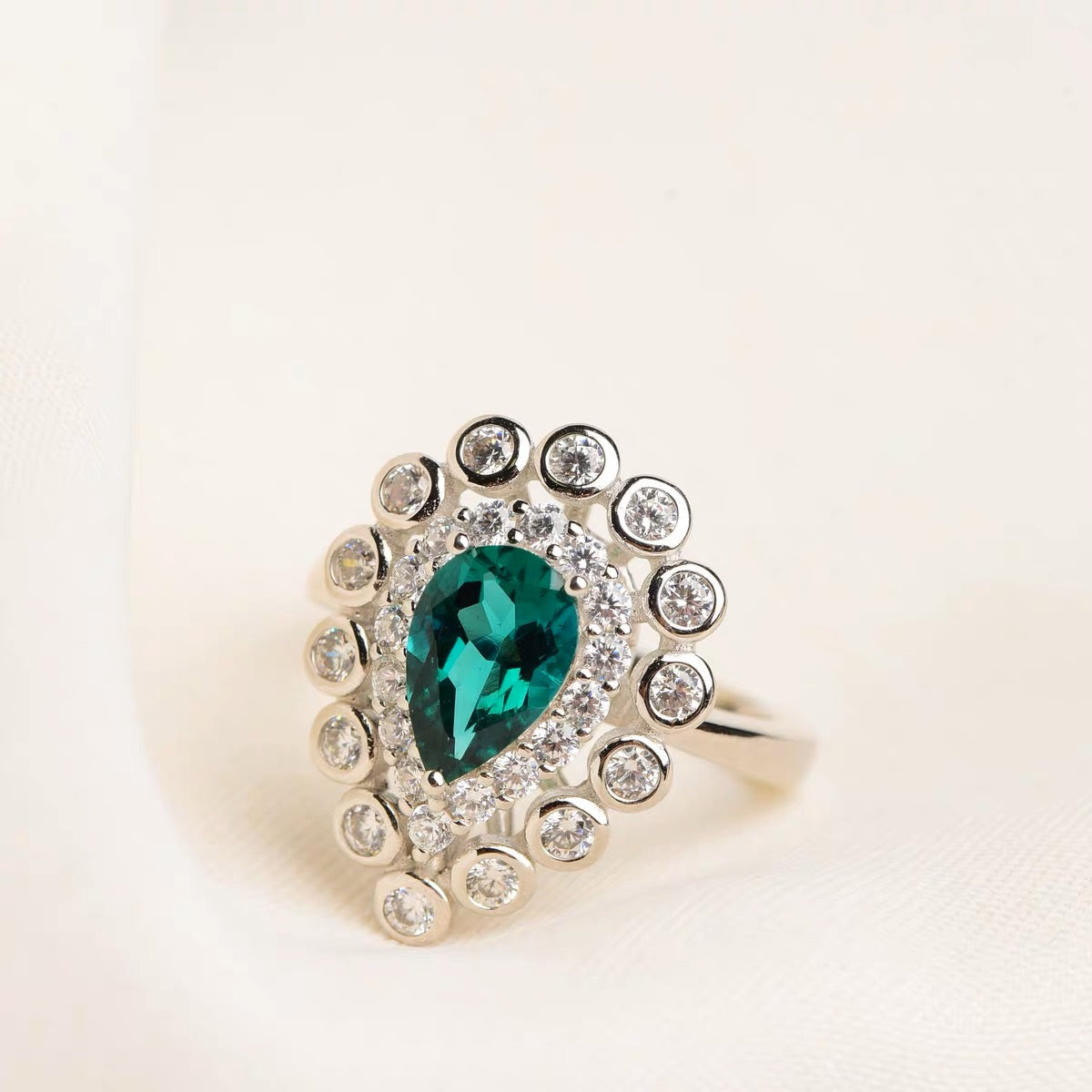 Lab Growth| Emerald Ring Pear Cut Sterling Silver Plated Platinum