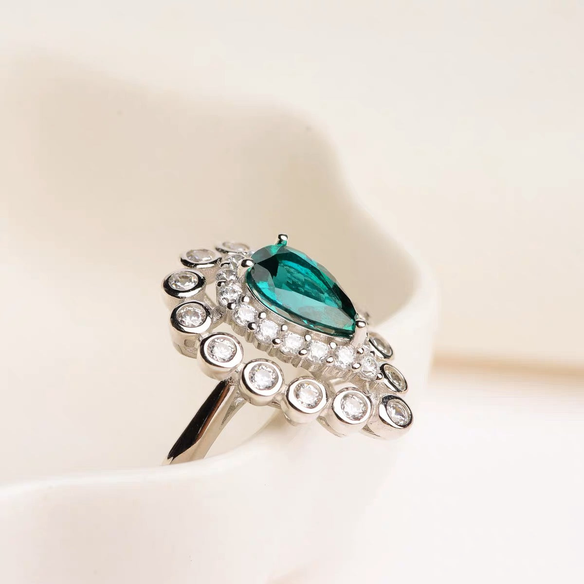 Lab Growth| Emerald Ring Pear Cut Sterling Silver Plated Platinum